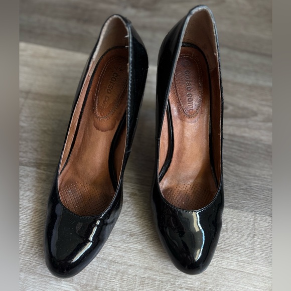 Corso Como Patent Round Toe Pumps - Picture 3 of 8